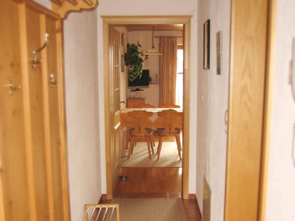 Entrance / Reception