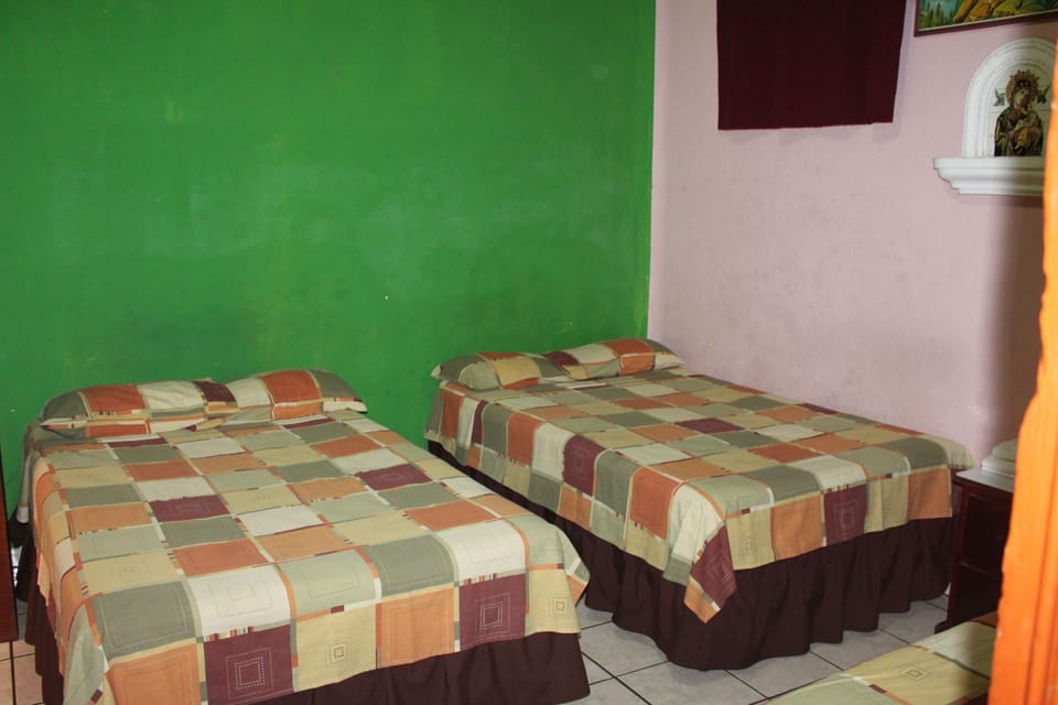 Standard Room, 2 Double Beds | WiFi (free)