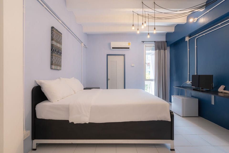 Superior Double Room | Desk, free WiFi, bed sheets