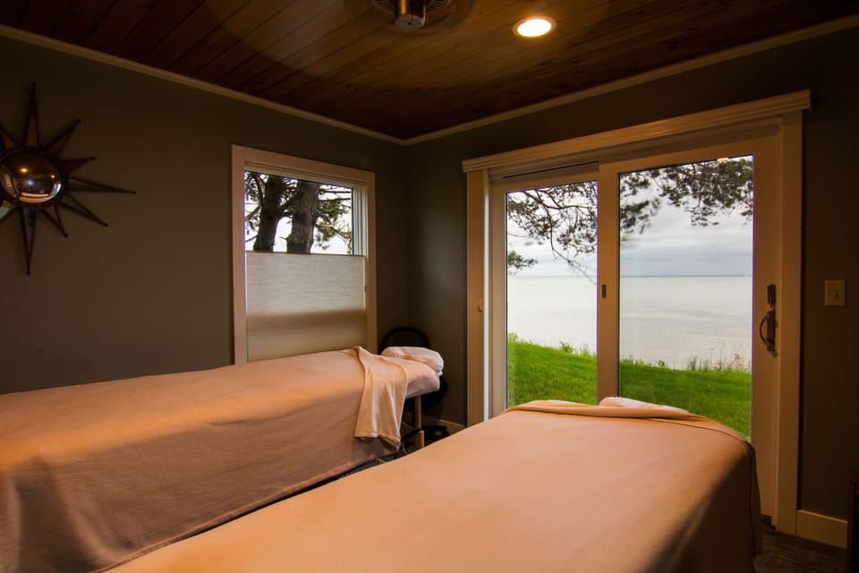 Larsmont Cottages Hotel in Minnesota