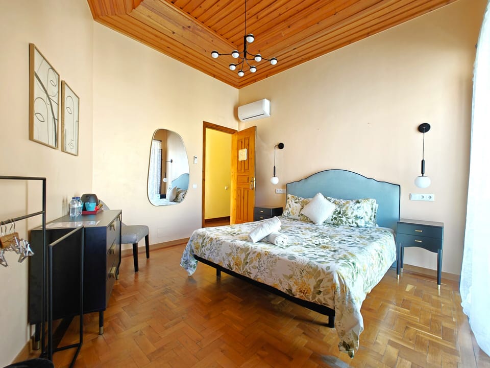 Standard Suite, Private Bathroom | Individually decorated, individually furnished, blackout drapes