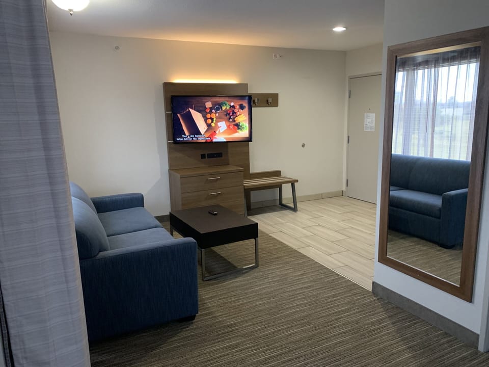 Suite, Multiple Beds | In-room safe, desk, iron/ironing board, free cribs/infant beds