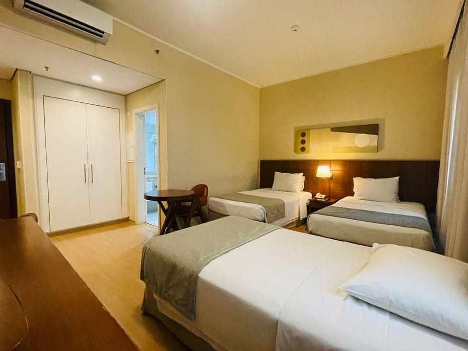 Minibar, in-room safe, soundproofing, free WiFi