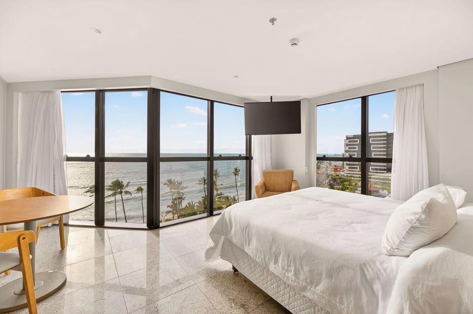 Excellence Frente Mar Casal | In-room safe, blackout drapes, soundproofing, free WiFi