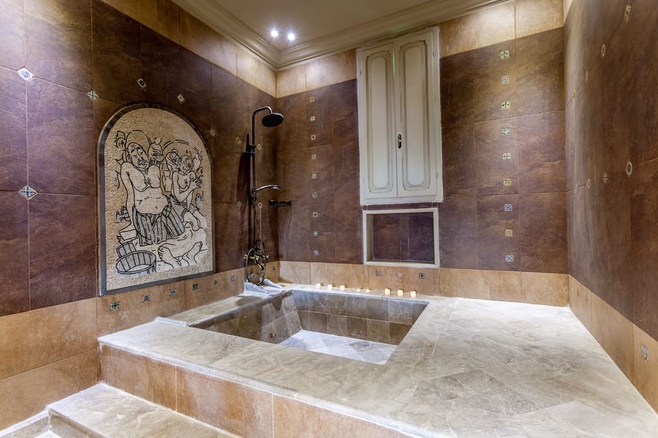 Bathroom shower
