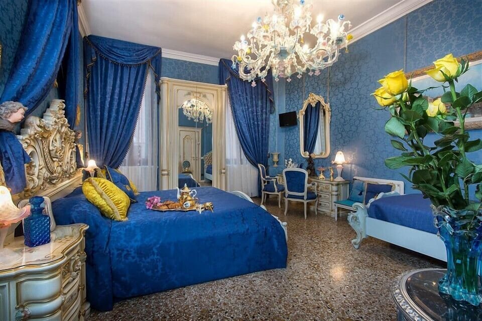 Junior Suite, Canal View | Memory foam beds, minibar, in-room safe, individually decorated