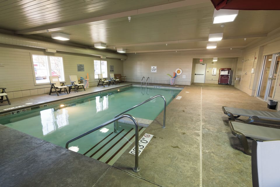 Holiday Inn Express Hotel & Suites Iron Mountain by IHG Hotel in Iron Mountain