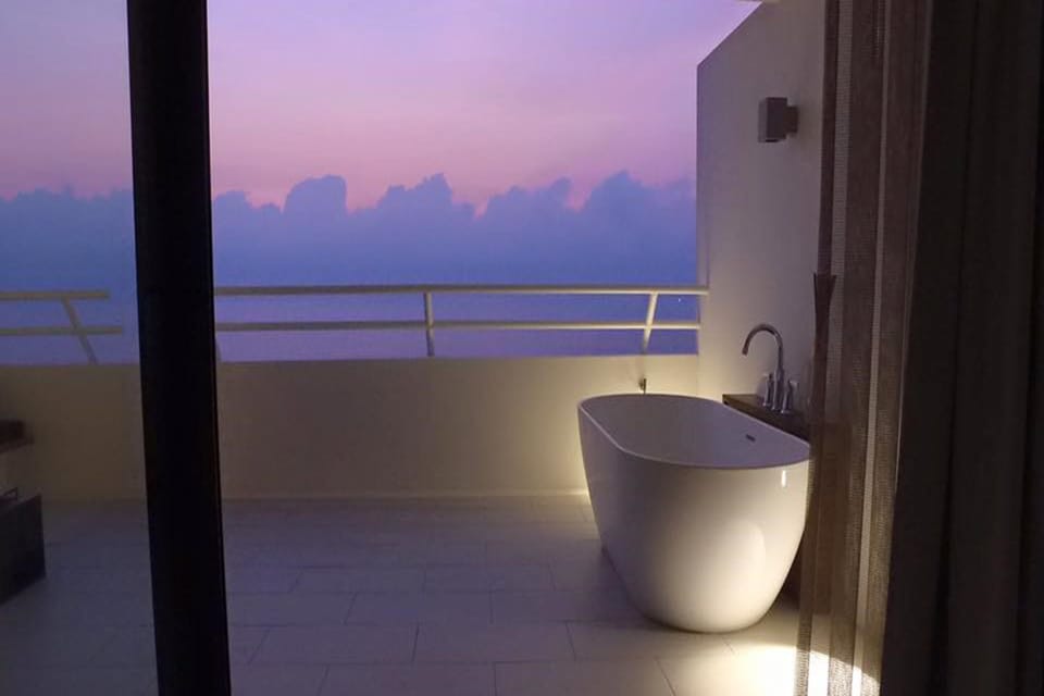 1 Bedroom Suite | Terrace/patio