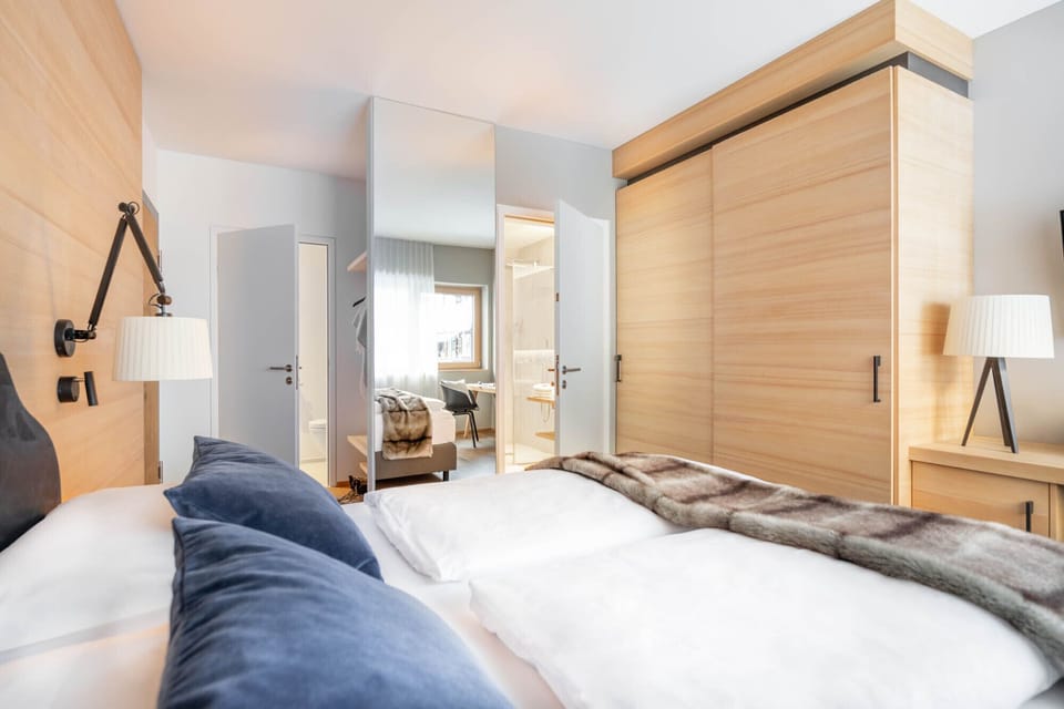 In-room safe, desk, blackout drapes, soundproofing