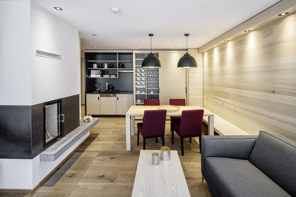 Classic Chalet | In-room safe, desk, blackout drapes, soundproofing