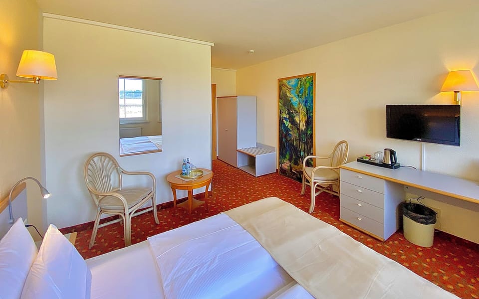 Double Room | Hypo-allergenic bedding, in-room safe, individually decorated