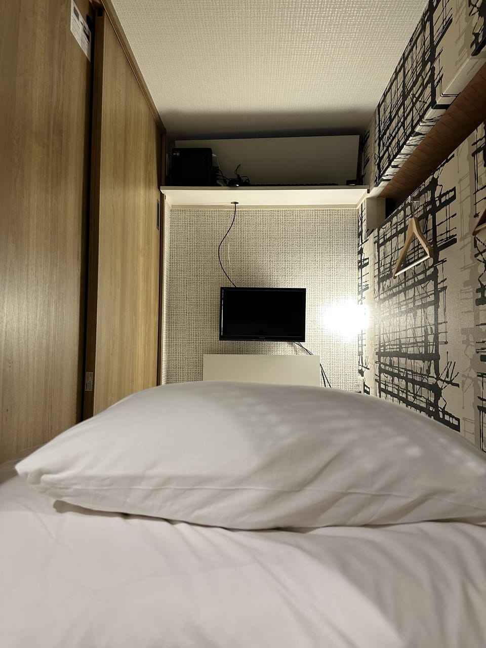 Shared Dormitory, Mixed Dorm, Non Smoking (with TV) | Down comforters, in-room safe, individually decorated, free WiFi