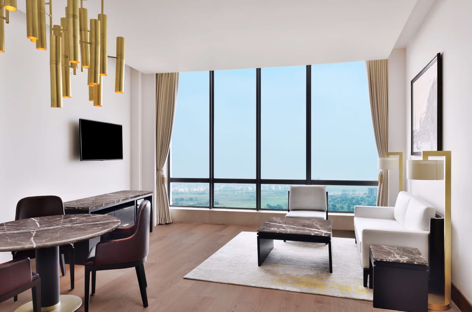 Executive Suite, 1 King Bed, Lake View | Premium bedding, down comforters, minibar, in-room safe