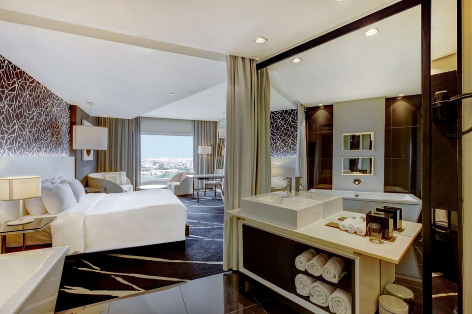 Superior Room | Minibar, in-room safe, laptop workspace, soundproofing