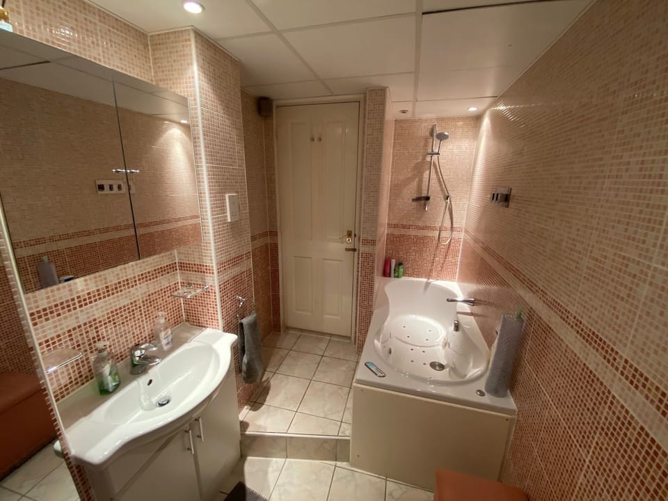 The Red House Guest House Bed and Breakfast in Grantham