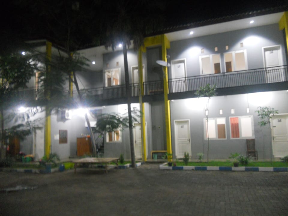 Bromo Sunrise Homestay Bed and Breakfast in East Java