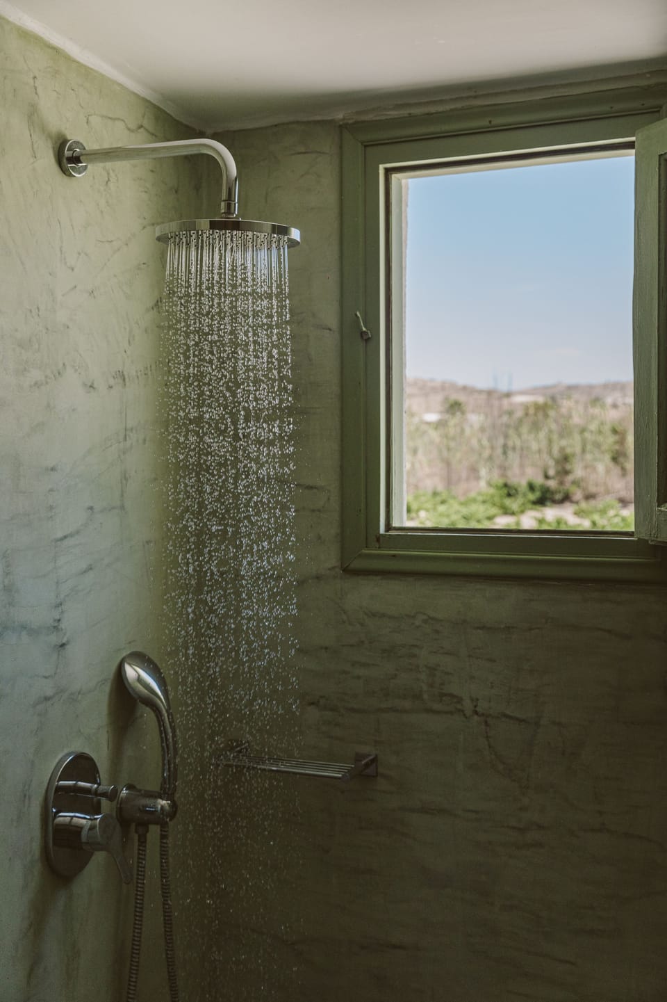 Studio, Garden View | Bathroom | Shower, free toiletries, hair dryer, towels