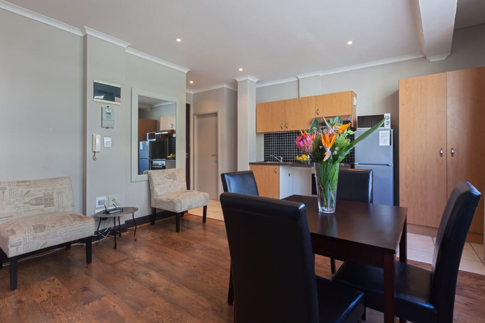 332 The Square  | Living room | 32-inch flat-screen TV with digital channels, TV, streaming services