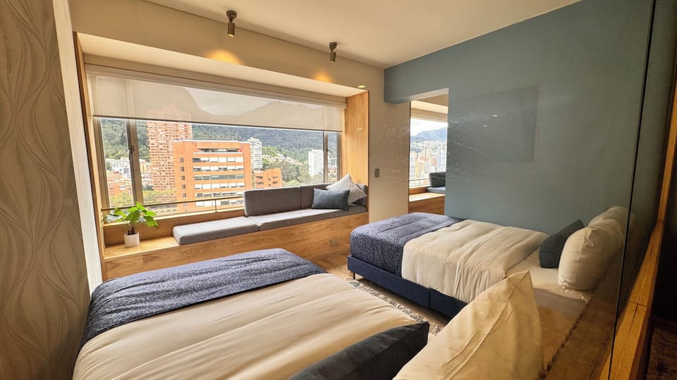 Family Suite Executive | In-room safe, individually furnished, desk, laptop workspace