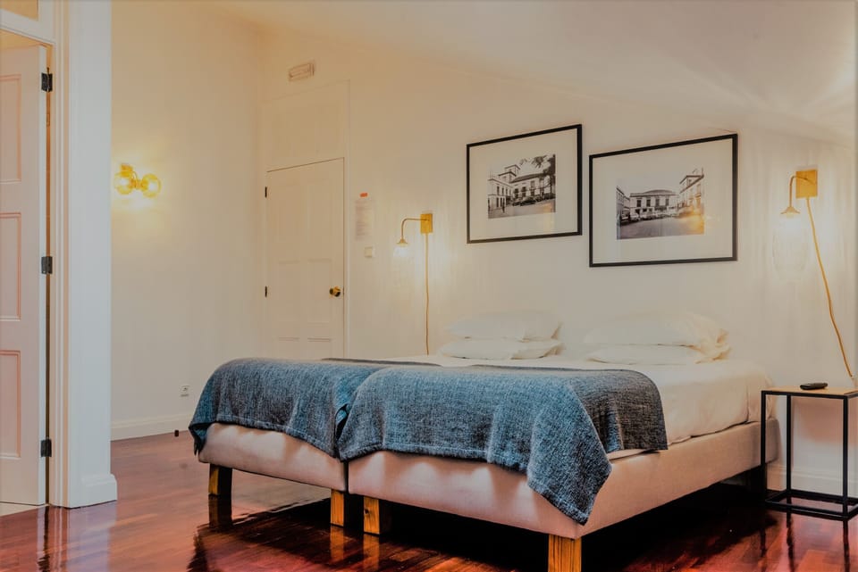 Twin Room | Desk, soundproofing, iron/ironing board, free WiFi