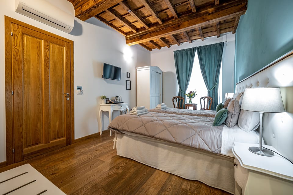Superior Double Room | In-room safe, desk, soundproofing, cribs (free)