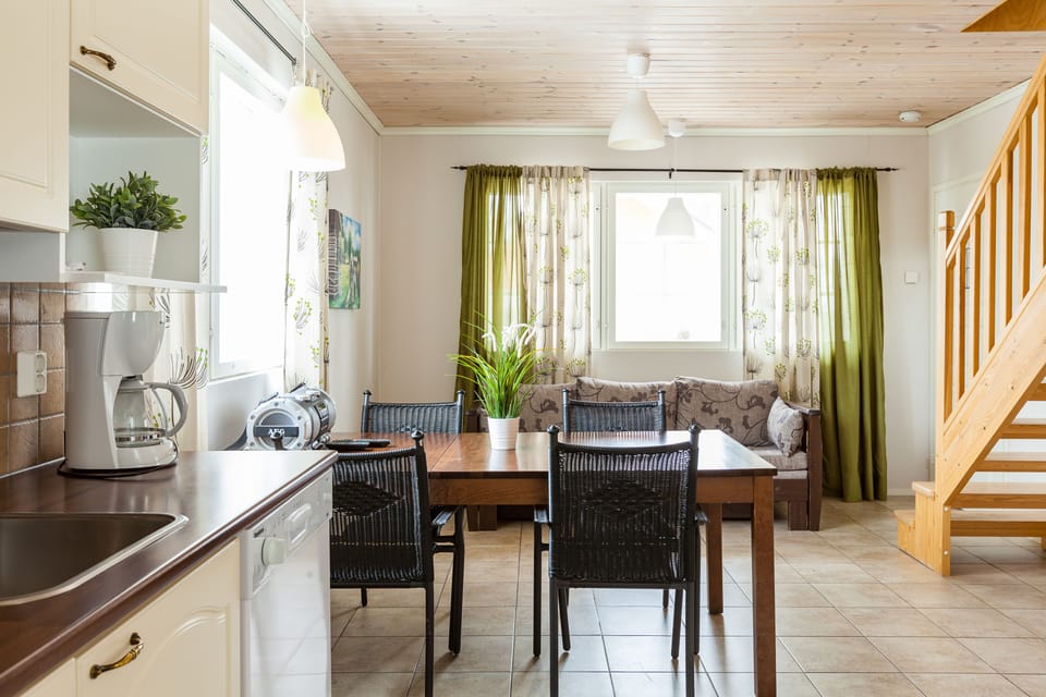 Villa Romeo with Sauna | Soundproofing, free WiFi, bed sheets
