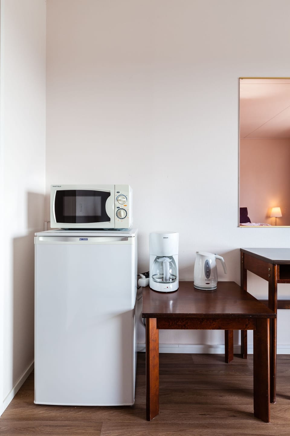 Premium Twin Room, Balcony | Soundproofing, free WiFi, bed sheets