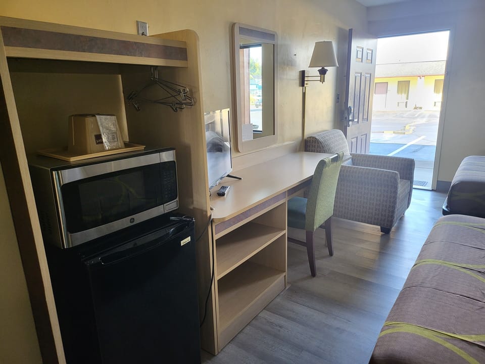 Standard Room, 2 Double Beds, Non Smoking | Desk, soundproofing, iron/ironing board, rollaway beds