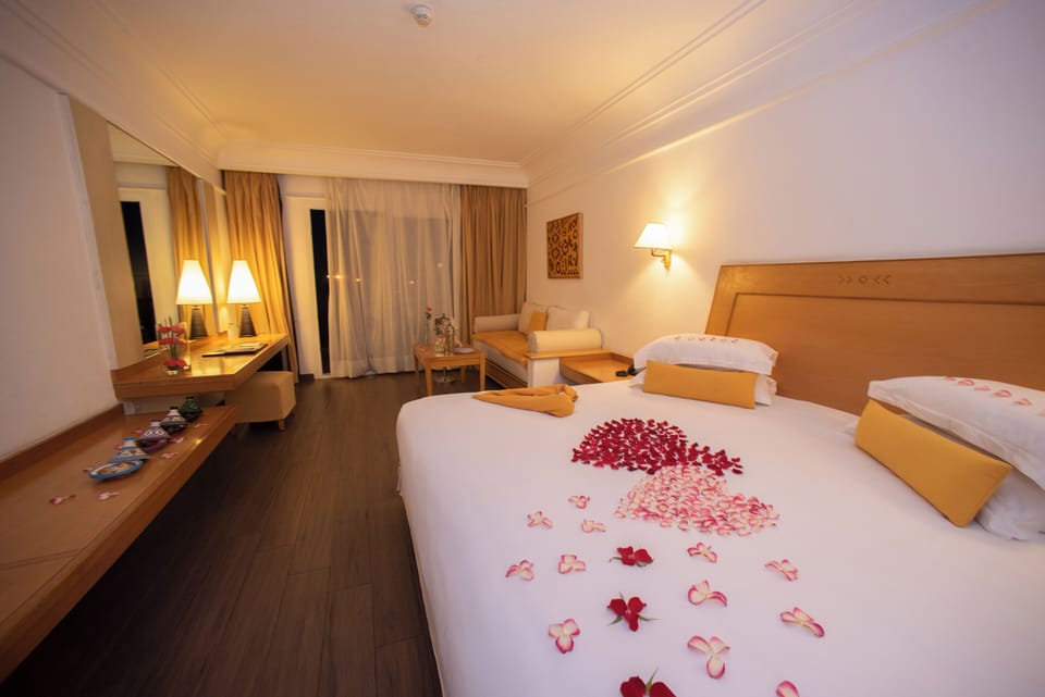 Memory foam beds, minibar, in-room safe, desk