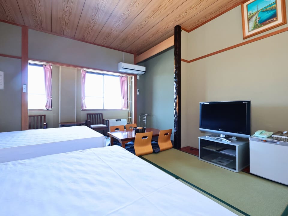 Japanese-style room 10 tatami mats, Non Smoking | In-room safe, desk, blackout drapes, free WiFi