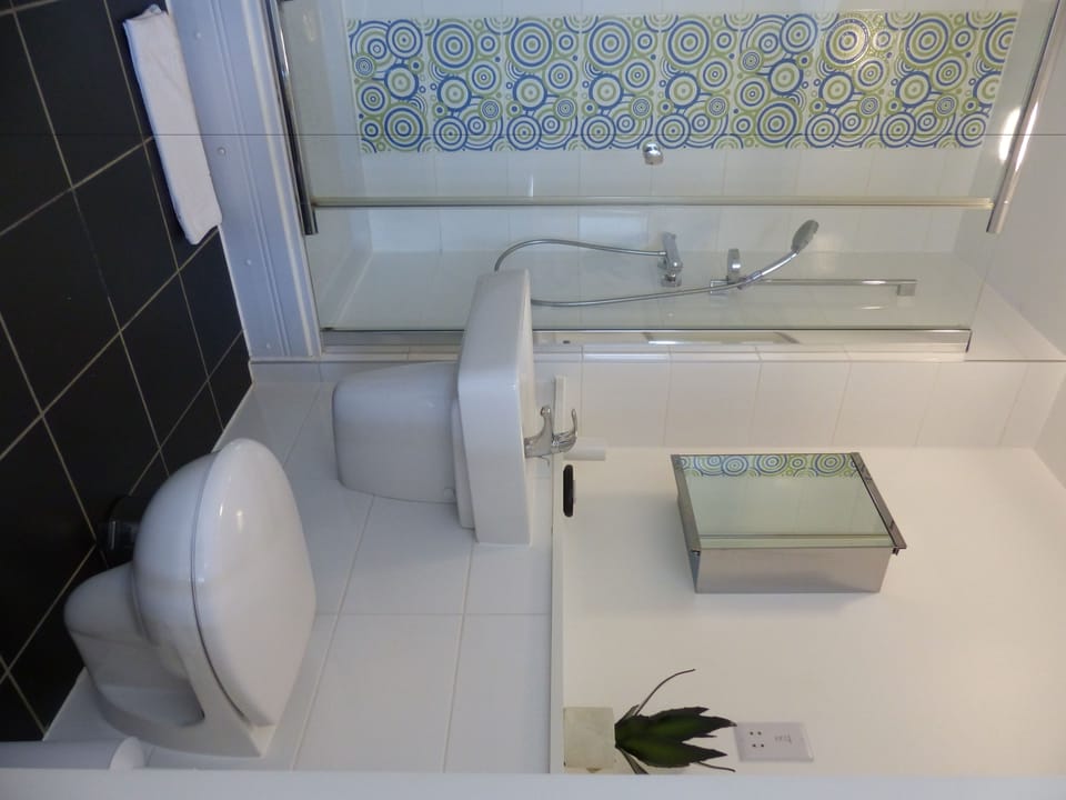 Skyline Plaza Apartment in Basingstoke