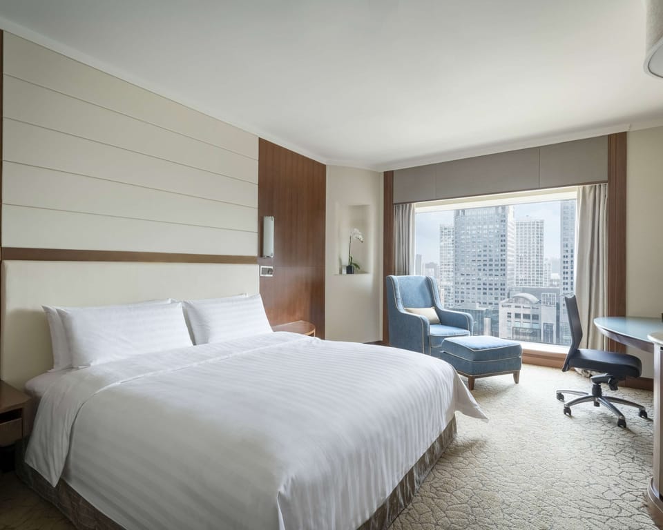 Deluxe Room, 1 King Bed | View from room