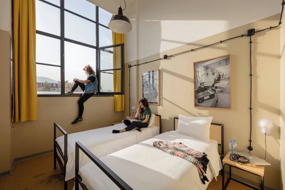 Twin Room | In-room safe, desk, iron/ironing board, free WiFi