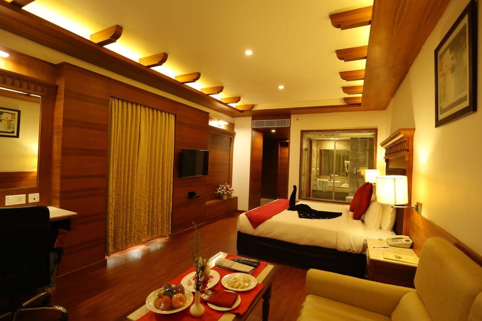 Premium Room | Premium bedding, minibar, in-room safe, desk