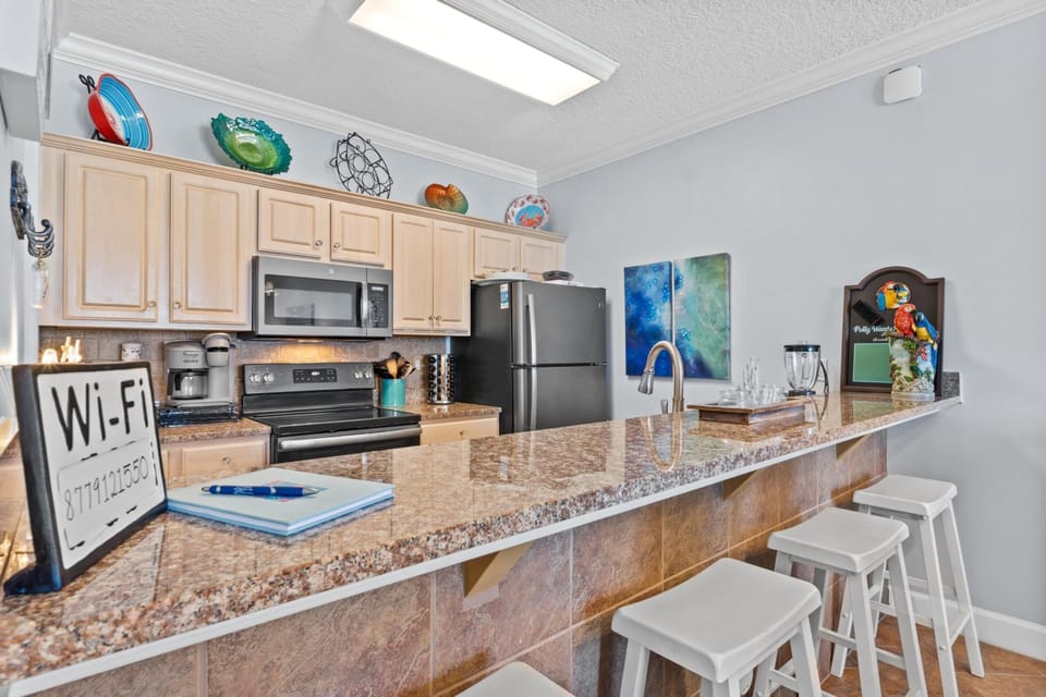 Condo, 3 Bedrooms, Sea View, Beachfront (402) | Private kitchen | Full-size fridge, microwave, oven, stovetop