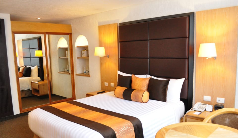 Superior Room | In-room safe, desk, blackout drapes, iron/ironing board