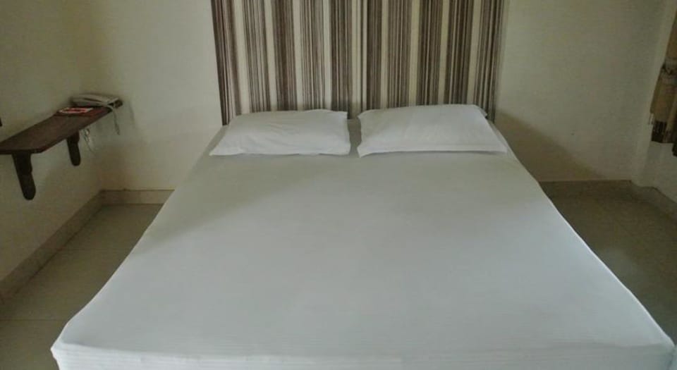 Standard Cottage | Rollaway beds, free WiFi