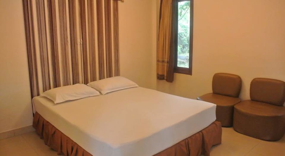 Standard Cottage | Rollaway beds, free WiFi