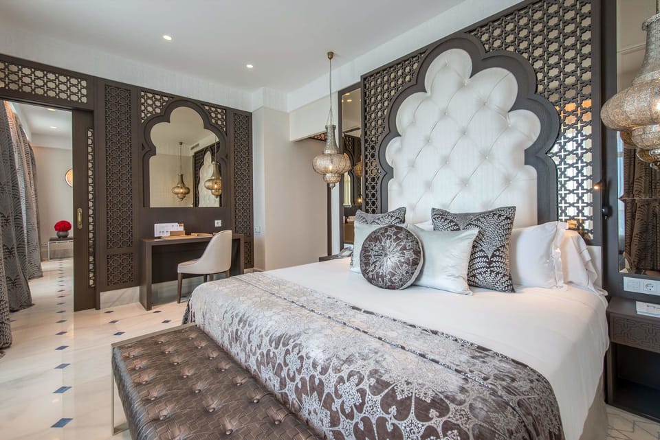 1 bedroom, premium bedding, minibar, in-room safe