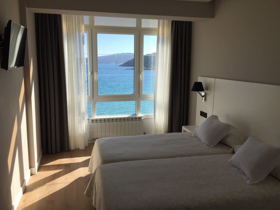Double or Twin Room | Beach/ocean view