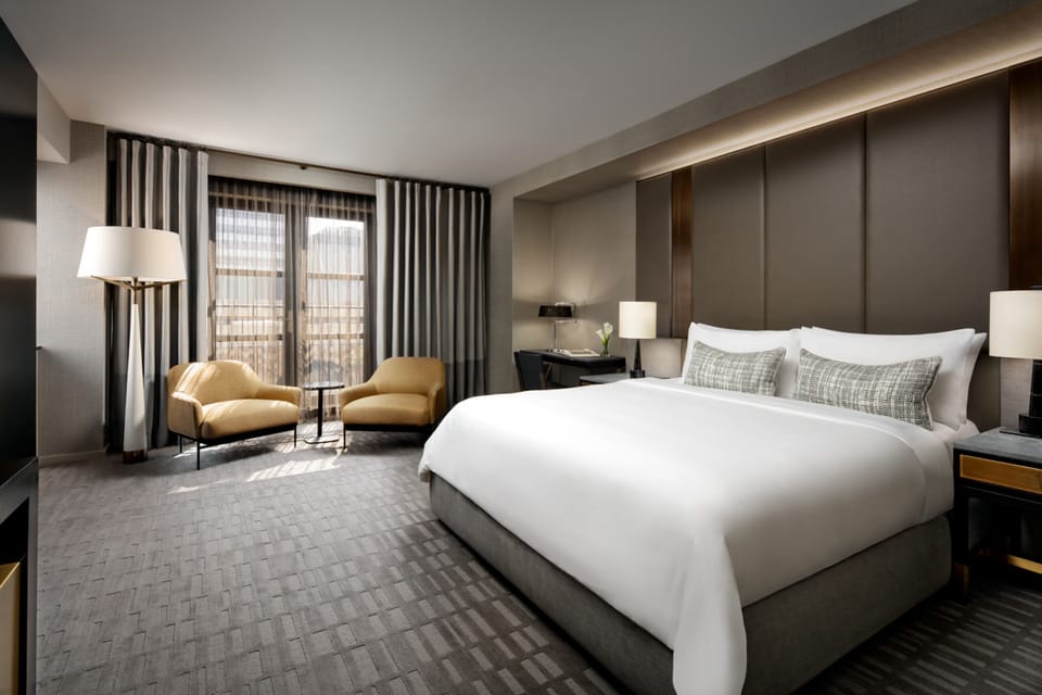 Premium bedding, pillowtop beds, minibar, in-room safe