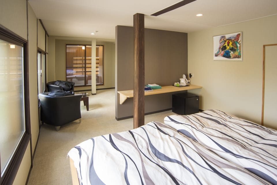 Standard Twin Room with Shower and Hot Spring, Non Smoking | Individually decorated, individually furnished, free WiFi, bed sheets