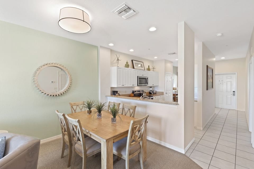 Deluxe House, 2 Bedrooms, Golf View, Lakeside | Dining room