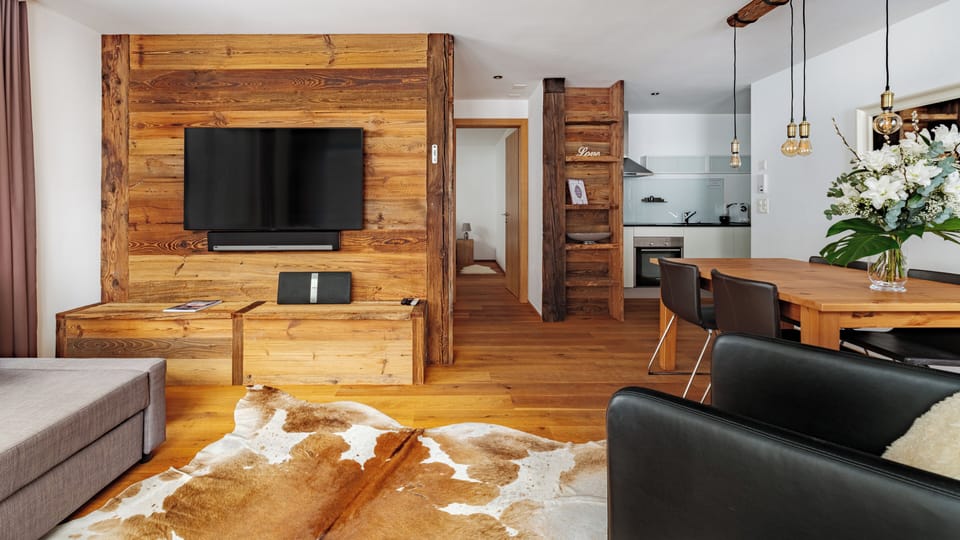 One-Bedroom Apartment with Matterhorn View | Desk, soundproofing, free cribs/infant beds, travel crib