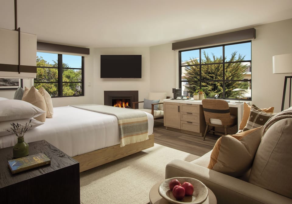 Junior King Suite with Fireplace | Premium bedding, down comforters, pillowtop beds, blackout drapes