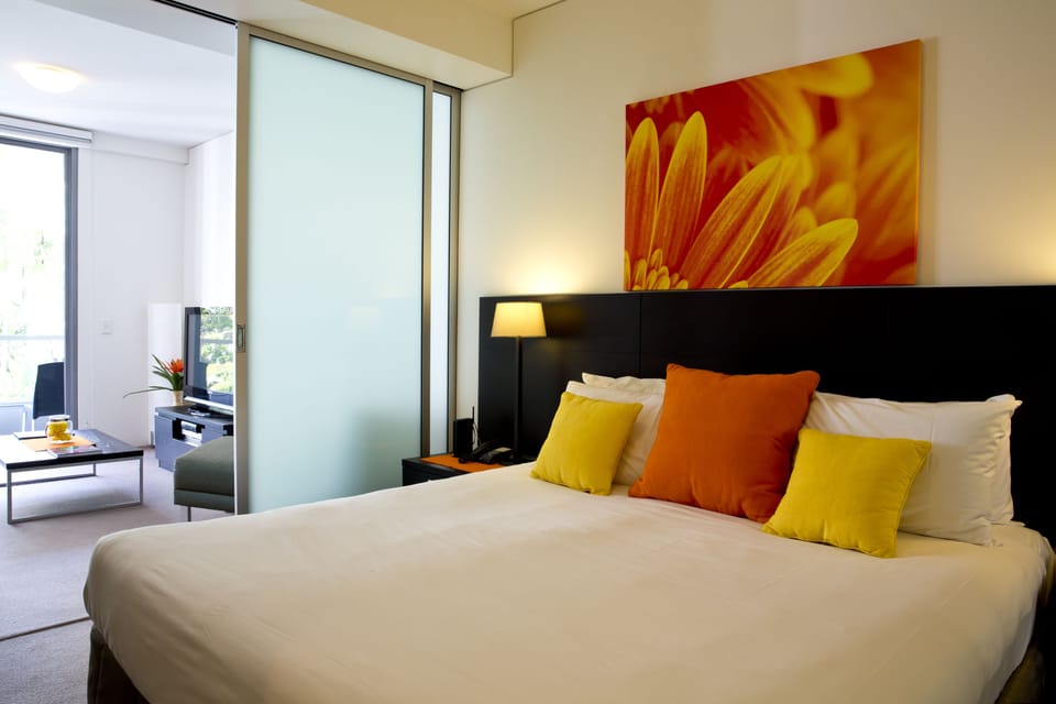 Standard Apartment, 1 Bedroom, Garden View | Premium bedding, iron/ironing board, WiFi (free), individually decorated
