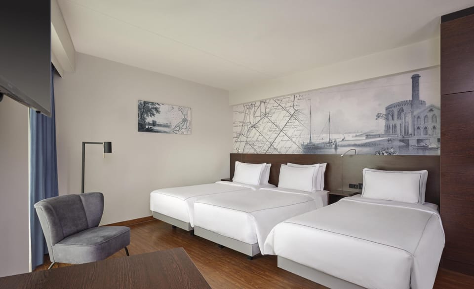 Hypo-allergenic bedding available, down comforters, minibar
