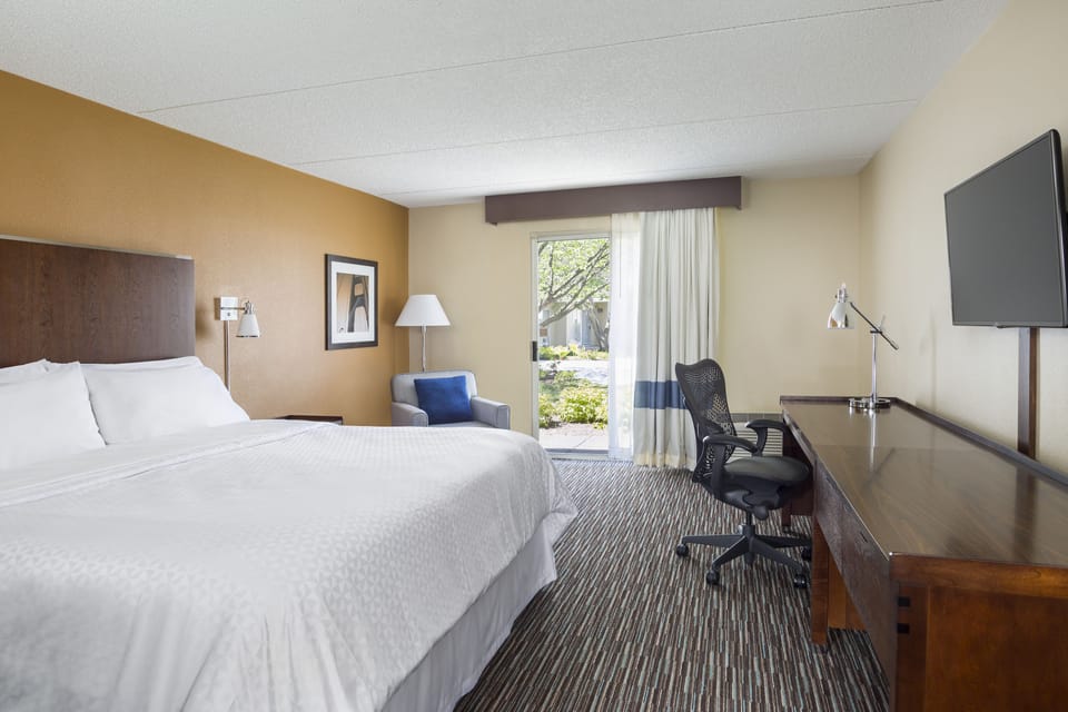 In-room safe, desk, blackout drapes, iron/ironing board