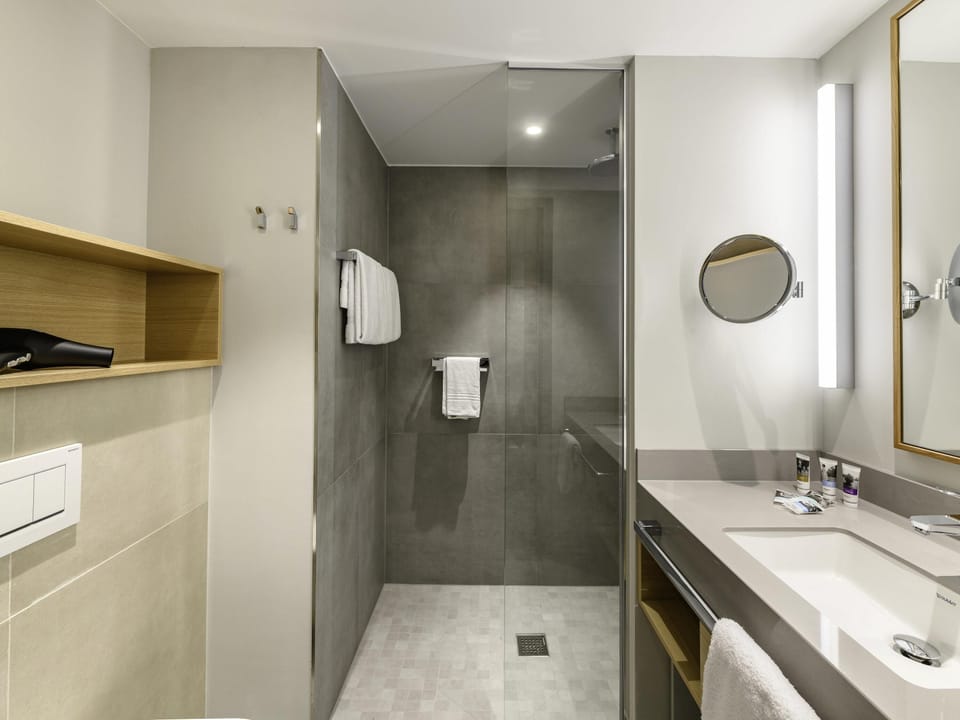 Privilege, Room, Courtyard, 1 Double Bed | In-room safe, blackout drapes, soundproofing, free WiFi