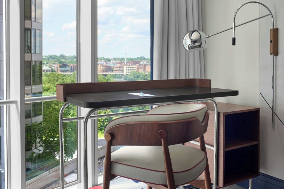 Classic Room, 1 King Bed | Premium bedding, in-room safe, desk, blackout drapes
